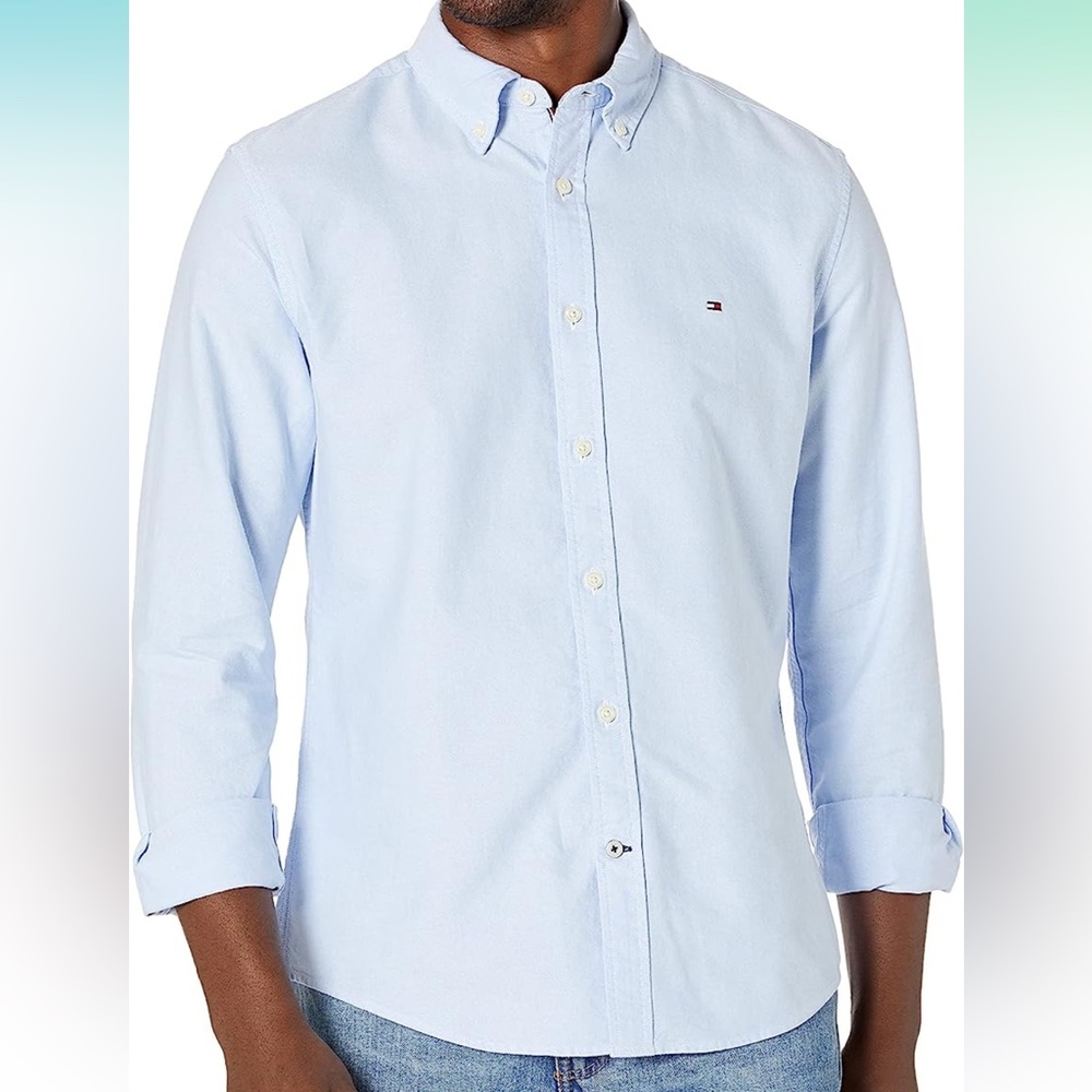 Tommy Hilfiger Men's Long Sleeve Button Down Oxford Shirt in Regular Fit
